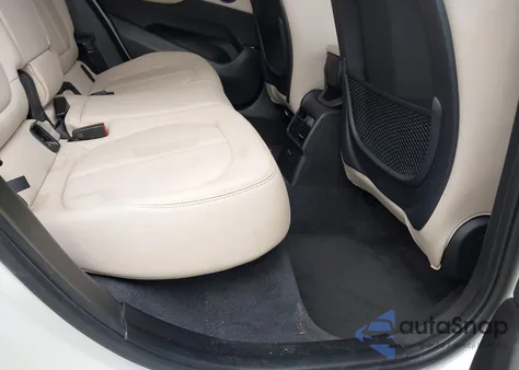 2021 BMW X1 Sdrive28I z USA, uszkodzony, nr VIN WBXJG7C04M5U36799